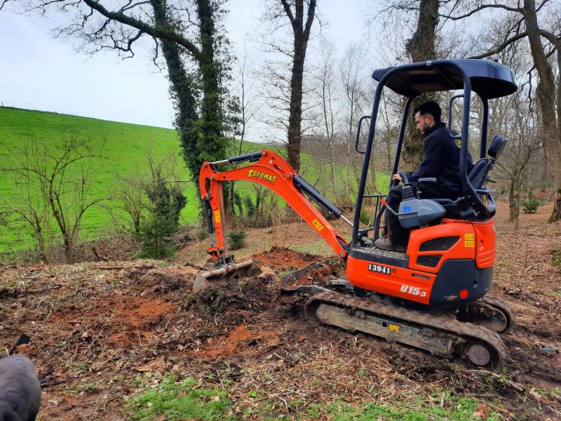 Faire appel à un professionnel pour le terrassement de jardin au Havre